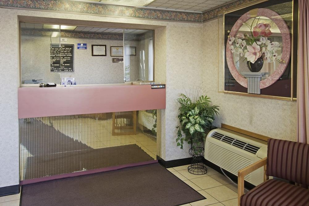 Executive Inn Форт Уейн Екстериор снимка